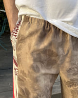 DOLCE FAR NIENTE UNISEX SABBIA - PANTALONE IN COTONE A BARRÈ FLOREALE