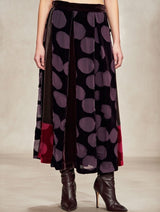 Gonna a pieghe velluto devoré vino – sfilata