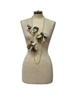 COLLANA CON FIORI  IN GEORGETTE CAFFÈ SHINE